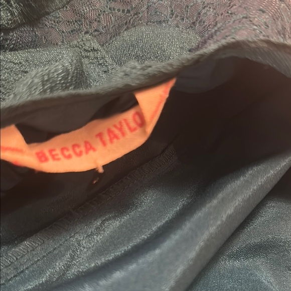 Teal Sleeveless Ruffle Dress - Picture 3 of 11